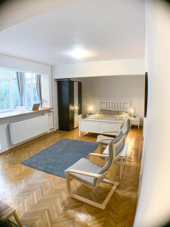 Luterana Studio Apartment Bucarest Exterior foto