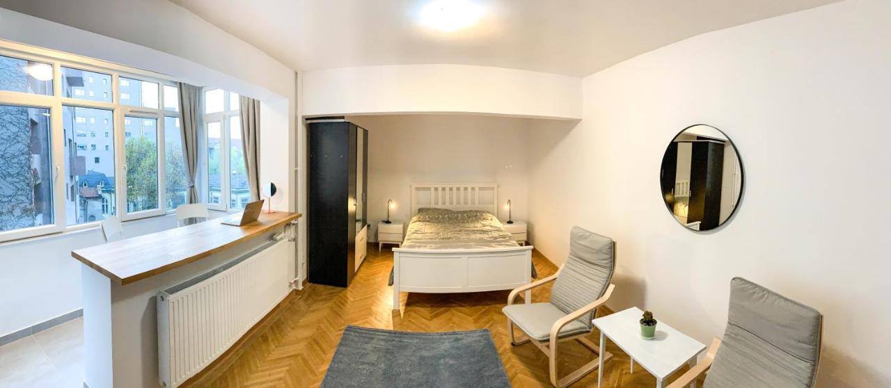 Luterana Studio Apartment Bucarest Exterior foto