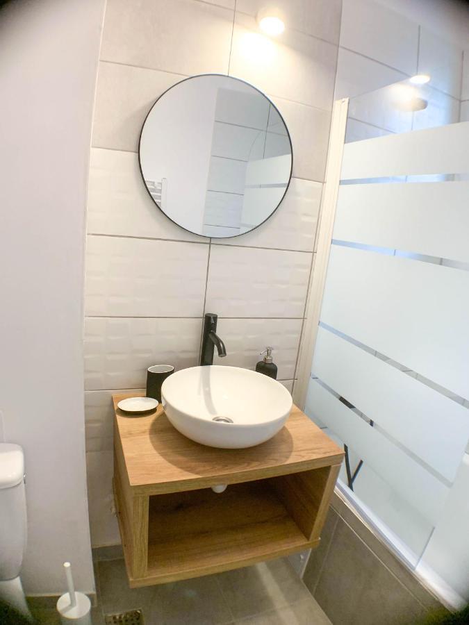 Luterana Studio Apartment Bucarest Exterior foto