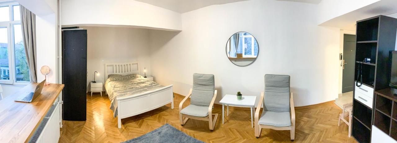 Luterana Studio Apartment Bucarest Exterior foto